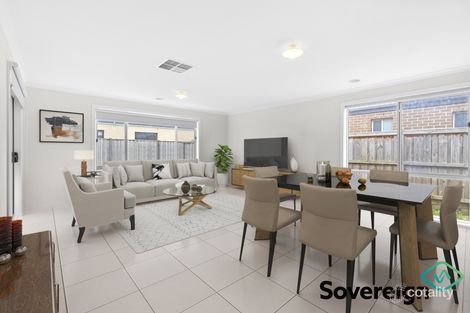 Property photo of 23 Botany Way Cranbourne East VIC 3977