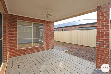 Property photo of 27 Oasis Boulevard Mildura VIC 3500