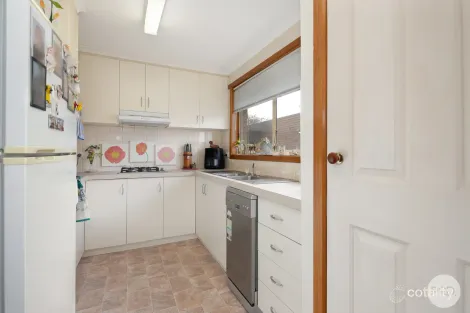 Property photo of 1/15 Lake Street Wendouree VIC 3355