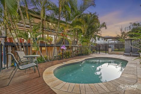 Property photo of 22 Linfield Street Mansfield QLD 4122