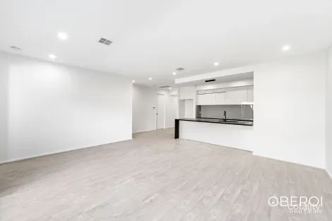 Property photo of 10 Hunt Road Rockbank VIC 3335