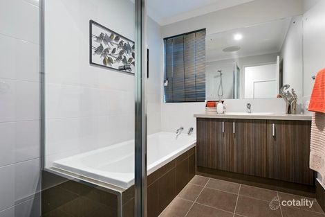 Property photo of 1 Cingalee Place Craigie WA 6025
