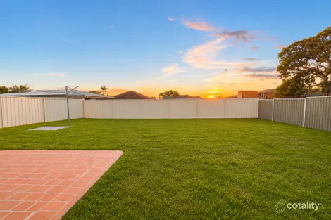 12 Robertson Rd, Chester Hill, NSW 2162