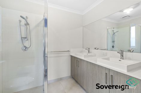 Property photo of 23 Botany Way Cranbourne East VIC 3977