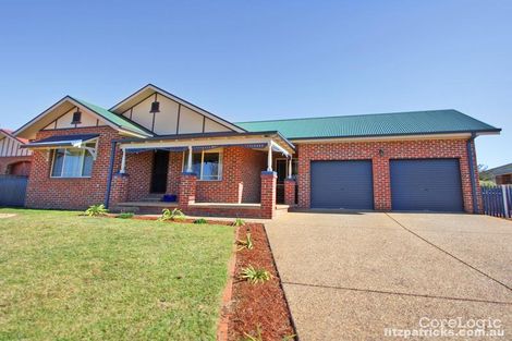 Property photo of 2 Shiralee Place Estella NSW 2650