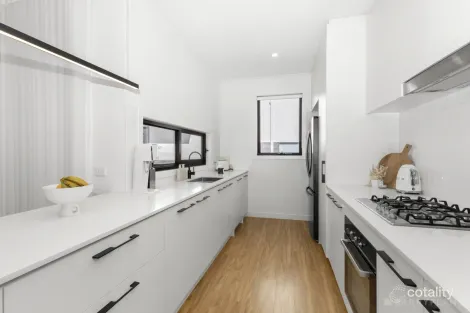 Property photo of 9 Alexi Walk Eumemmerring VIC 3177