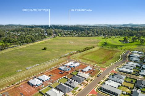 Property photo of 21 Fairweather Boulevard Highfields QLD 4352