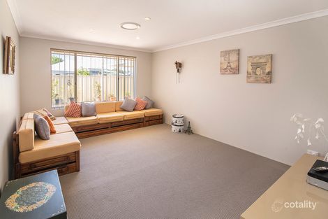 1/3 Albatross Ct, Broadwater, WA 6280