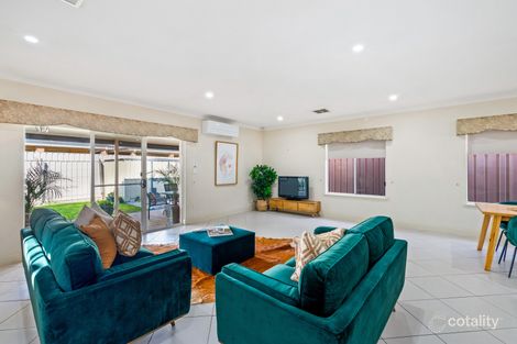 Property photo of 9 Lucerne Grove Findon SA 5023