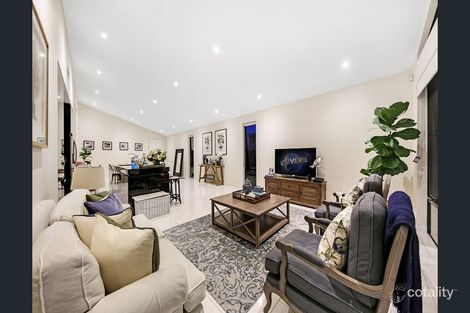 Property photo of 2327 Meliah Close Hope Island QLD 4212