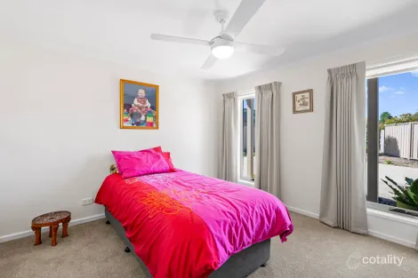 Property photo of 1/33 Cambridge Drive Mansfield VIC 3722