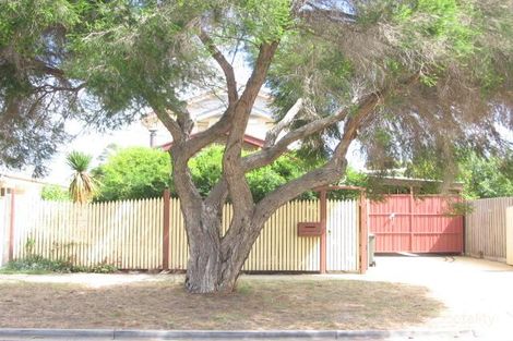 Property photo of 2 Nicholson Street Altona Meadows VIC 3028