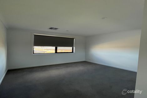 Property photo of 40 Wireless Drive Aintree VIC 3336
