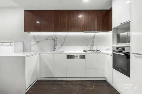 102/210 Reynolds Rd, Doncaster East, VIC 3109