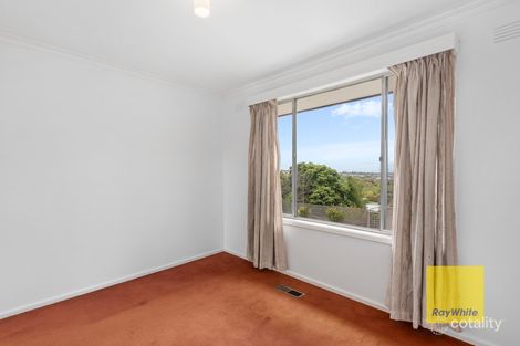 Property photo of 17 Linton Lane Highton VIC 3216