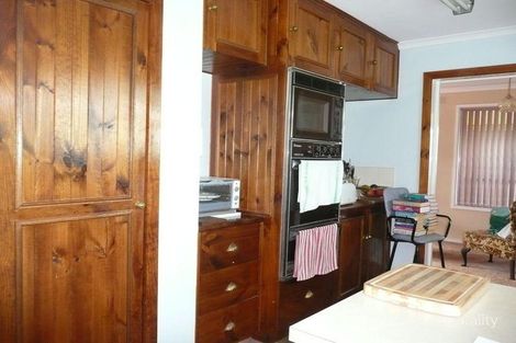 Property photo of 28 Macquarie Street Moana SA 5169