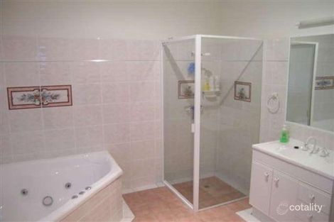 Property photo of 16 Hillview Court Top Camp QLD 4350