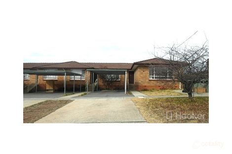 2/76 Tharwa Rd, Queanbeyan, NSW 2620