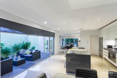 Property photo of 8A Latham Street Alfred Cove WA 6154