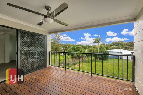 Property photo of 2/287 Kitchener Road Stafford Heights QLD 4053