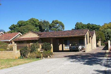 1/5 Fourth Ave, Applecross, WA 6153