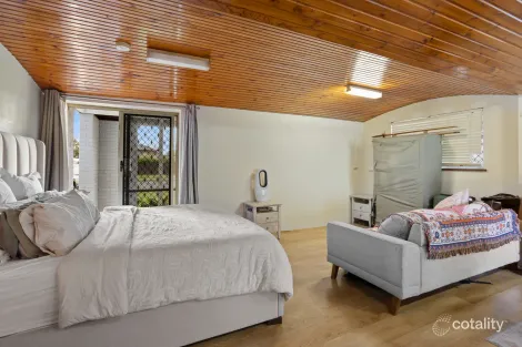 Property photo of 76 Griffith Road Scarborough QLD 4020