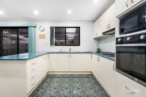 Property photo of 19 Kunat Street Deer Park VIC 3023