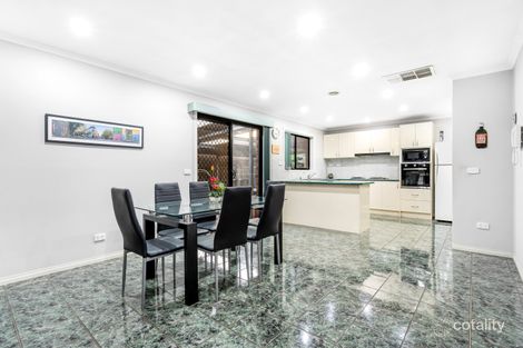 Property photo of 19 Kunat Street Deer Park VIC 3023