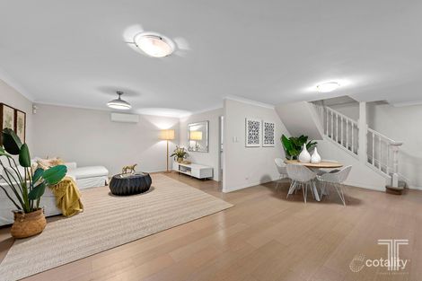 Property photo of 463 Pine Mountain Road Carindale QLD 4152