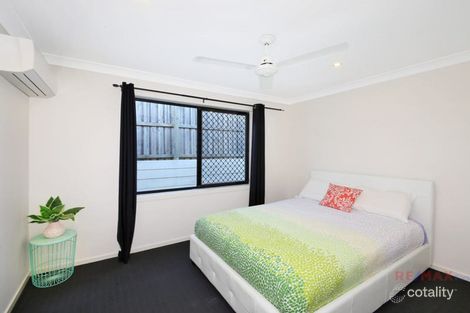 Property photo of 31 Sandstone Way Little Mountain QLD 4551