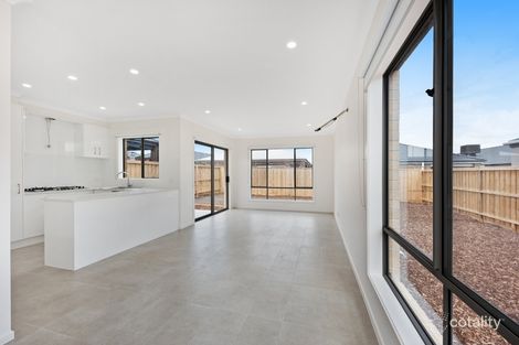 Property photo of 14 Bindi Avenue Tarneit VIC 3029