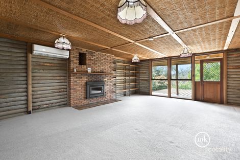 Property photo of 37 Scenic Crescent Eltham North VIC 3095