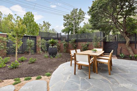 Property photo of 1/519 Dandenong Road Armadale VIC 3143