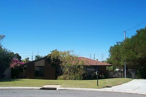 19 Gwenneth Tce, South Lake, WA 6164