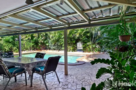 Property photo of 19 Kent Street Urangan QLD 4655
