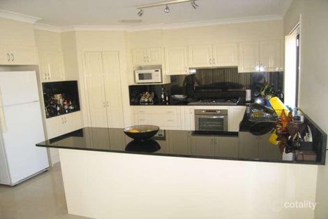 Property photo of 4 Ursula Place Cecil Hills NSW 2171