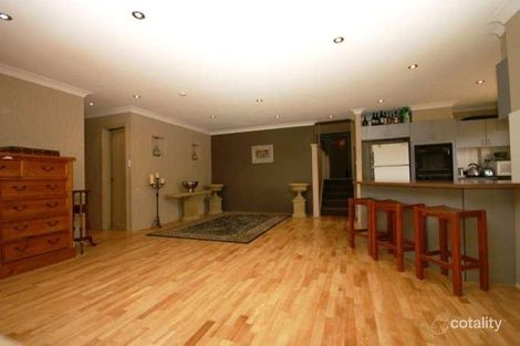 Property photo of 16 Field Place Illawong NSW 2234