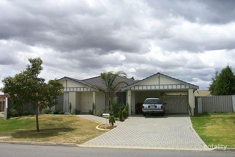 14 Seminole Gdns, Seville Grove, WA 6112