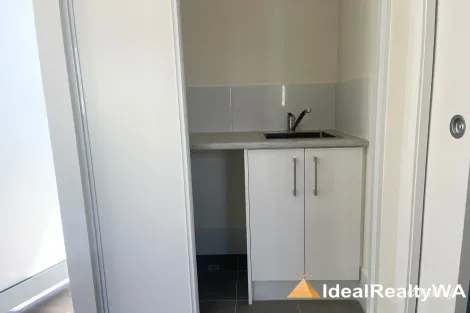 Property photo of 15 Stretton Way Kenwick WA 6107