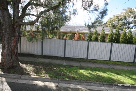 Property photo of 25 Greenock Crescent Wantirna VIC 3152