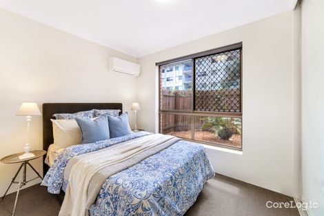 Property photo of 2/12 Bryce Street St Lucia QLD 4067
