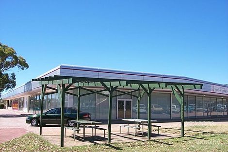 28 Chesterfield Rd, Mirrabooka, WA 6061