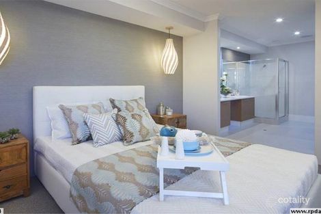 Property photo of 11 Tallering Way Golden Bay WA 6174