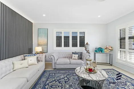 Property photo of 37 Crowley Boulevard Claymore NSW 2559