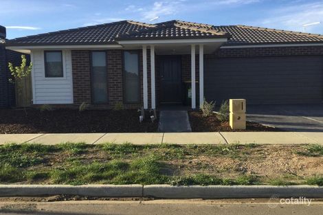 Property photo of 5 Vautier Avenue Mickleham VIC 3064