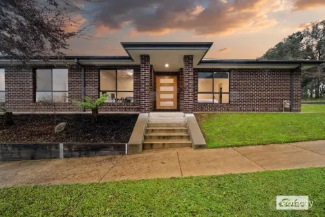 Property photo of 6 Kintore Lane Wodonga VIC 3690