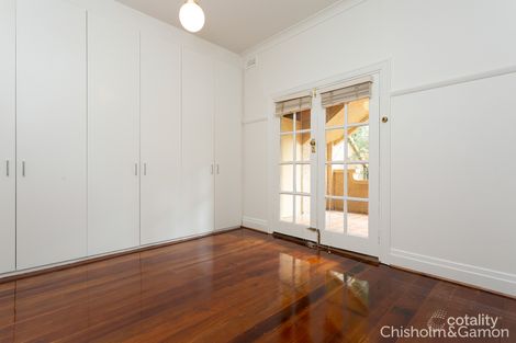 Property photo of 1/5 Beach Avenue Elwood VIC 3184