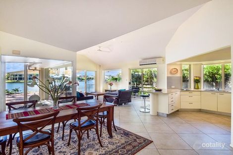 Property photo of 6 Topsails Place Noosaville QLD 4566