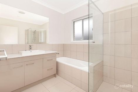 Property photo of 4 Joseph Avenue Moggill QLD 4070