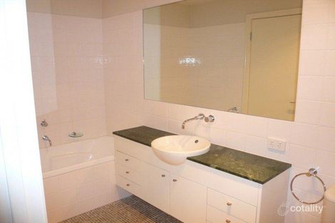 Property photo of 3/45-46 Marine Parade St Kilda VIC 3182